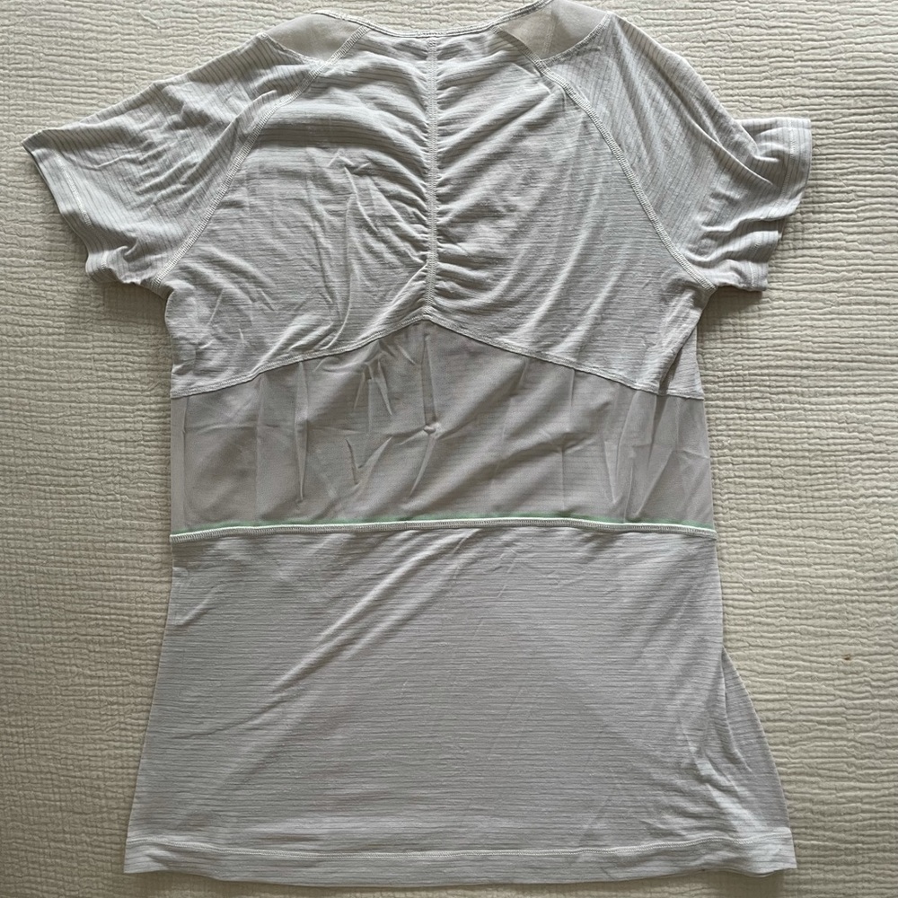 lululemon top - Picture 4 of 4